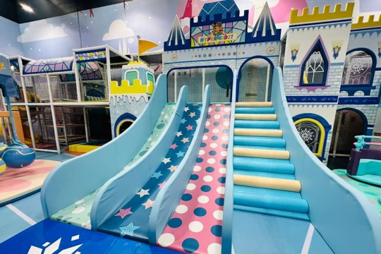 Top Reasons Parents Love Hosting a Birthday Party at a Kids Indoor Playground Dallas